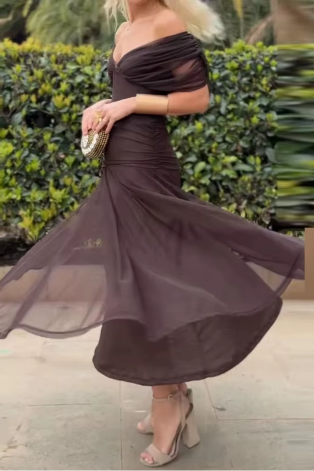 Nefeli - Elegant V-Neck Party Maxi Dress